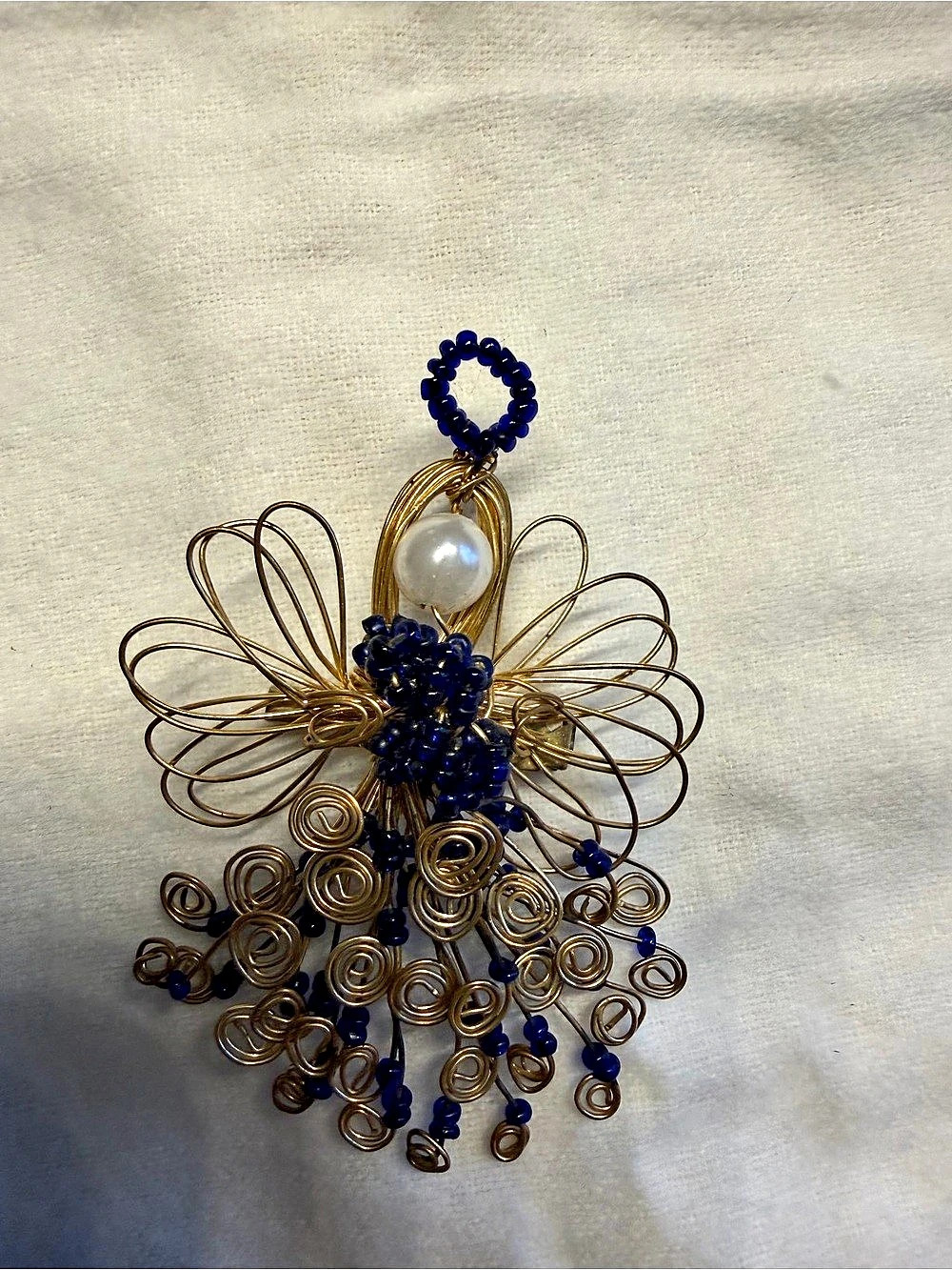 Artisan Gold Tone Wire Angel Brooch Pin – Blue Seed Bead & Faux Pearl Detail